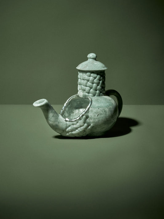壶 - Teapot in Jade
