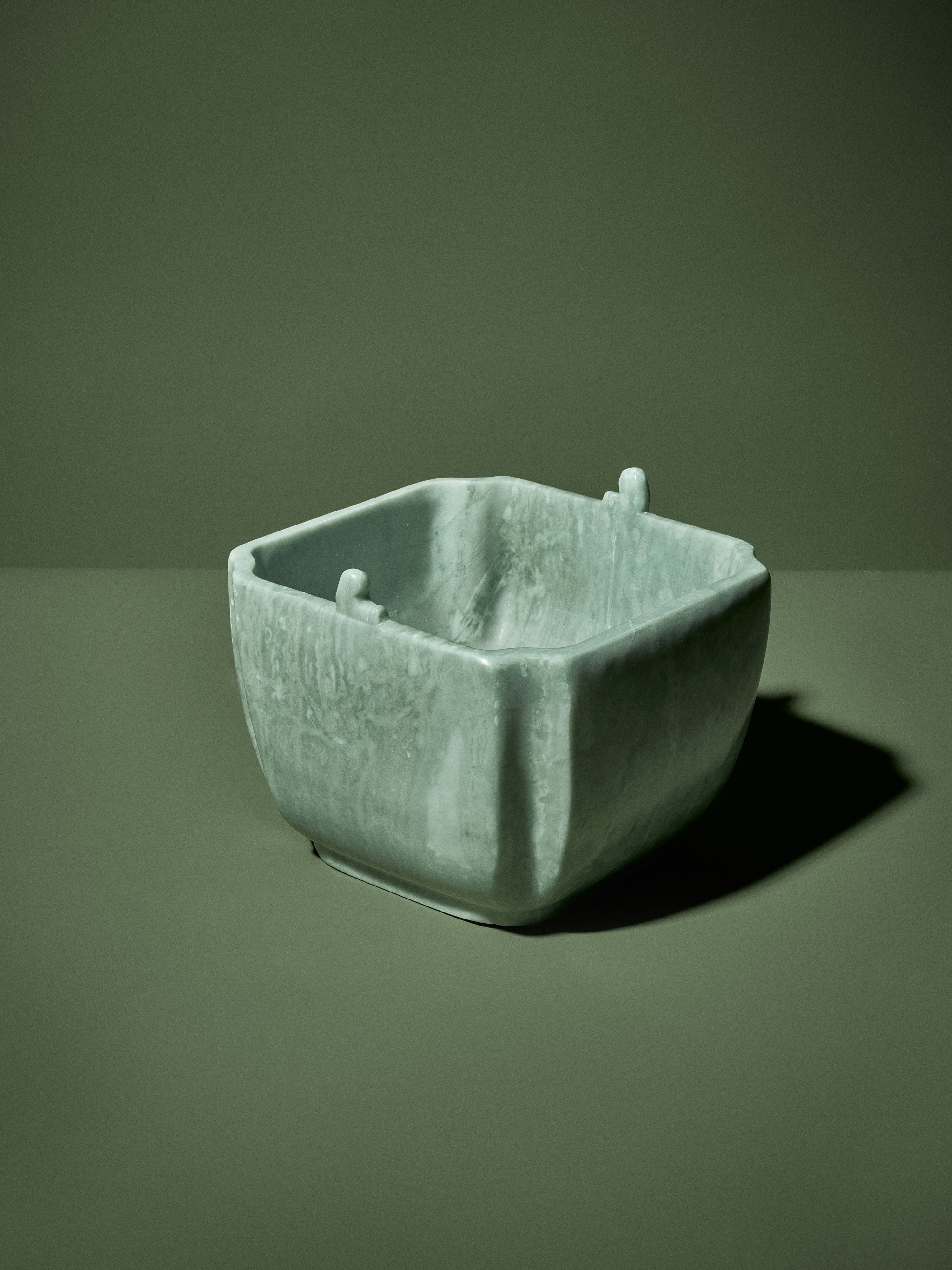 碗 - Square Bowl in Jade